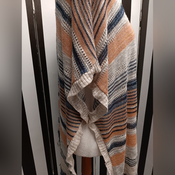 Woven fringed kimono - Picture 4 of 9